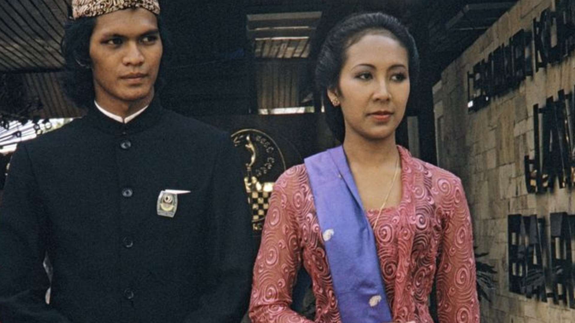 Pakaian Adat Sunda